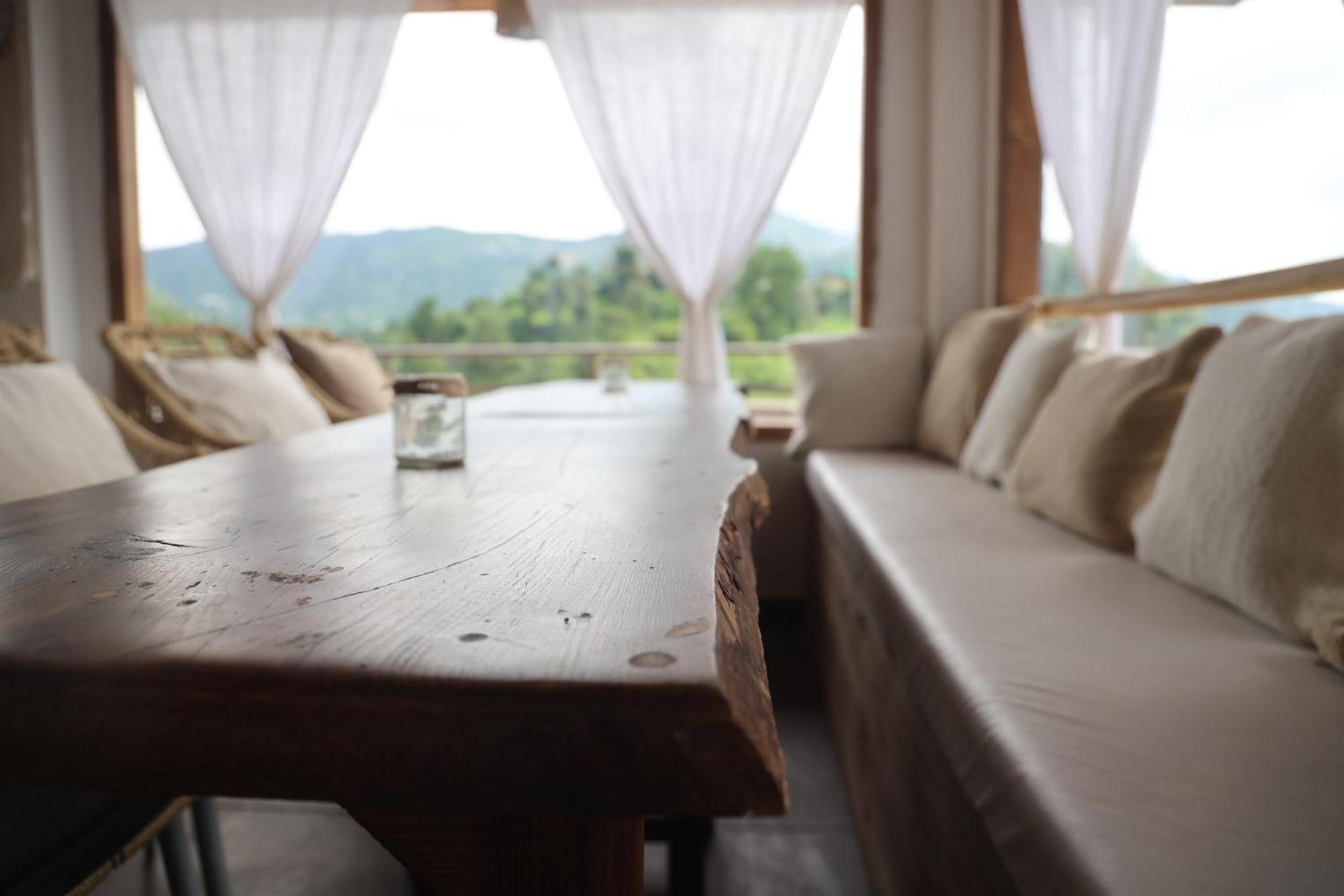 Exstasy Stays - Bathtub Rooms & Cafe - Your Romantic & Cozy Getaway - Thhpsociety - Mukteshwar Kültér fotó
